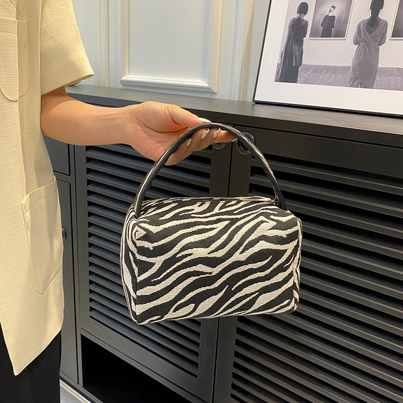 Leopard Makeup Bag Luxury  Lar - Ysl Beauty Makeup Bag ulasan dan harga